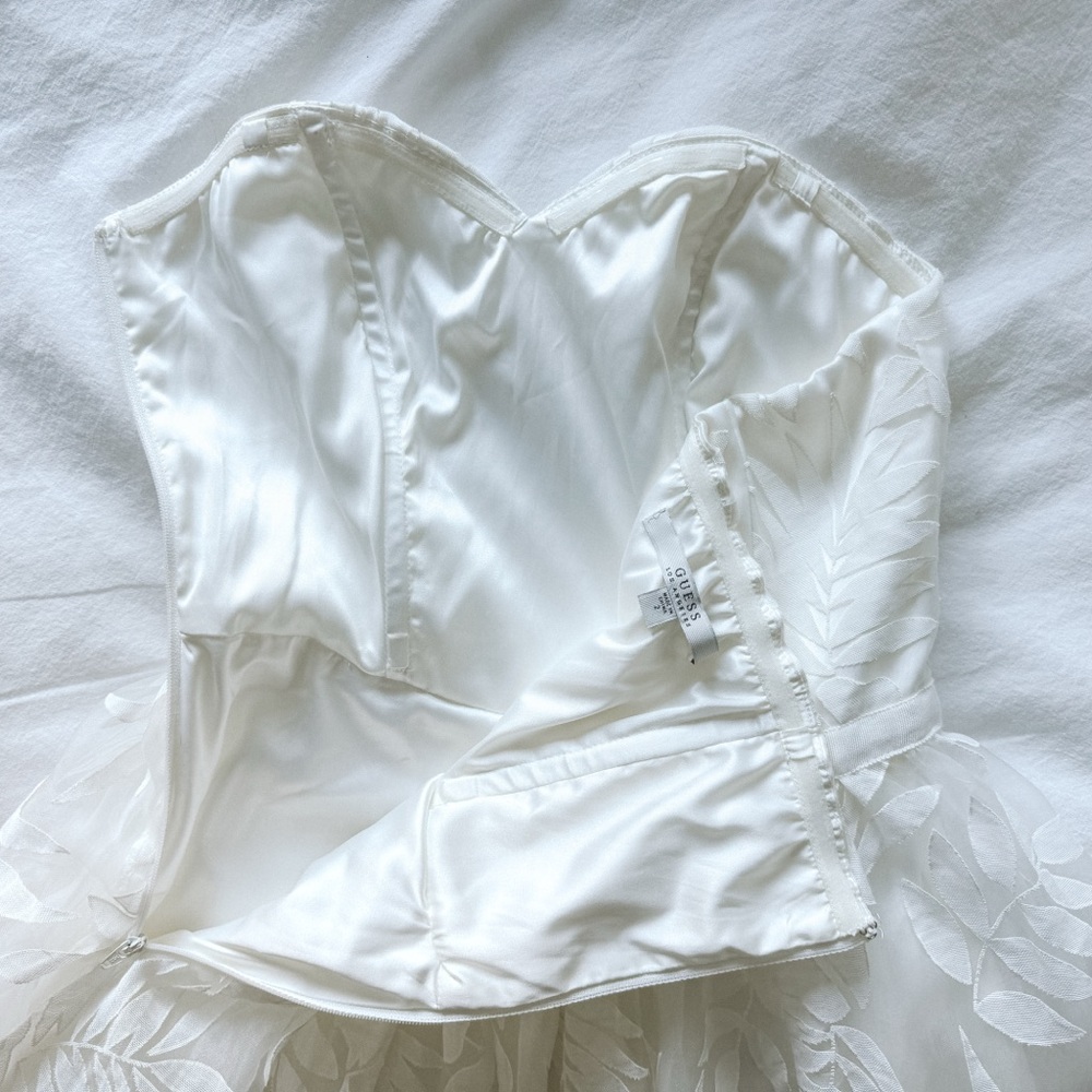 Guess Strapless Sweetheart Dress - Engagement, Bachelorette, Wedding - Size 2 - Picture 7 of 11